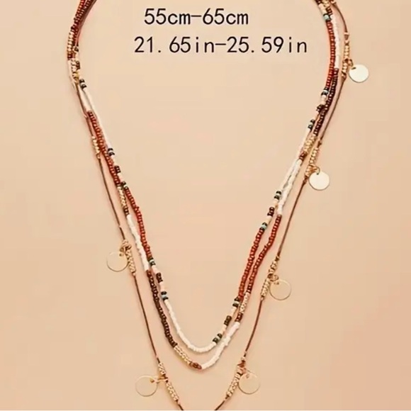 ⭐️BOUTIQUE DESIGNER TRIPLE STRAND NECKLACE⭐️NEW ADDITION - Picture 4 of 4